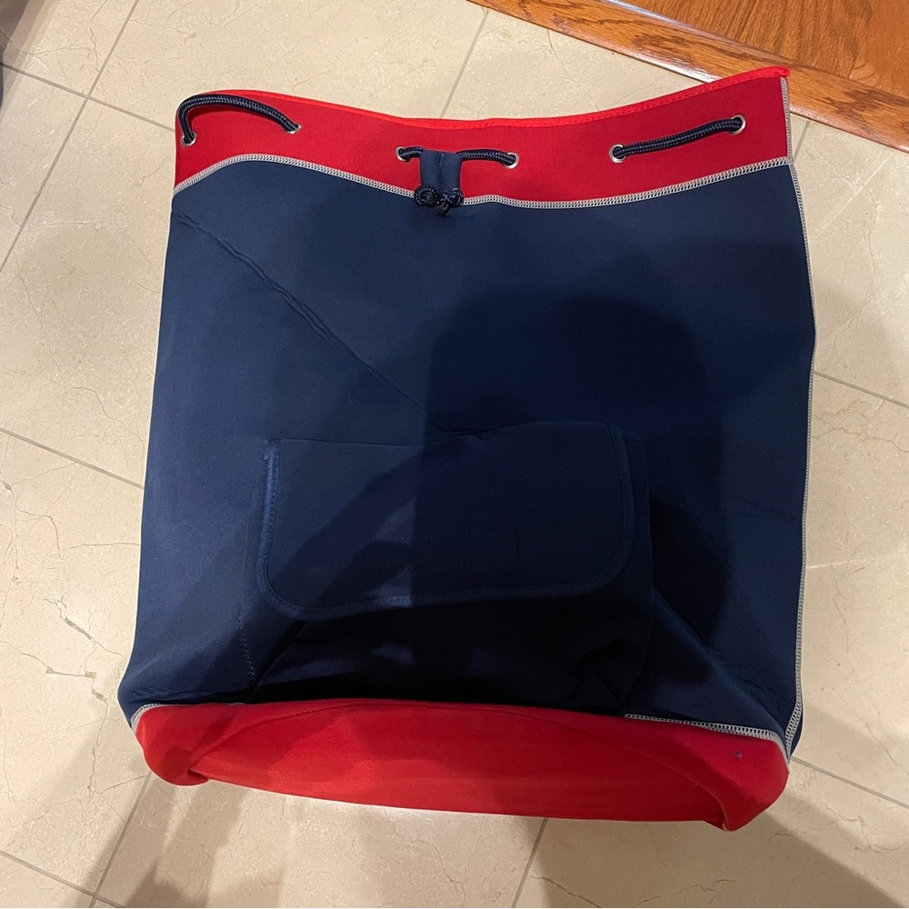 Large neoprene bag